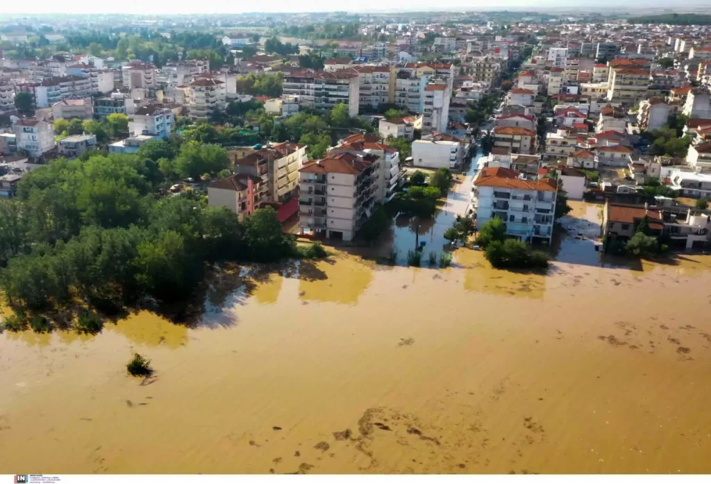 Λάρισα: Νέες εικόνες από ψηλά αποτυπώνουν το μέγεθος της καταστροφής