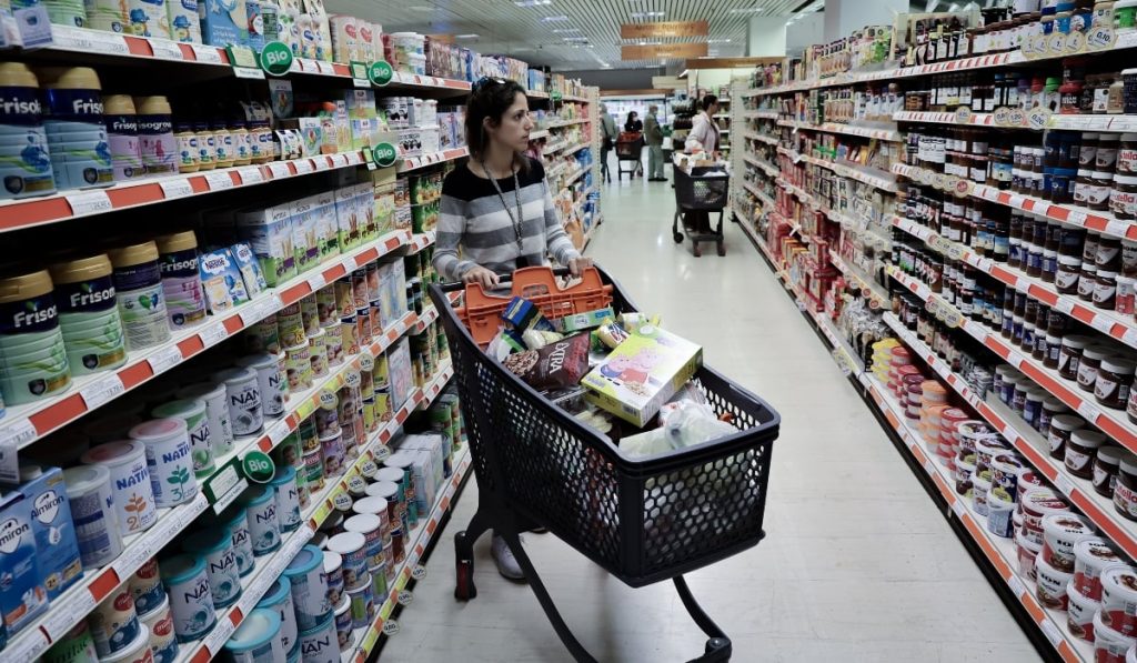 Κακοκαιρία: Πλαφόν στο μεικτό περιθώριο κέρδους και όχι στην τελική τιμή βασικών προϊόντων