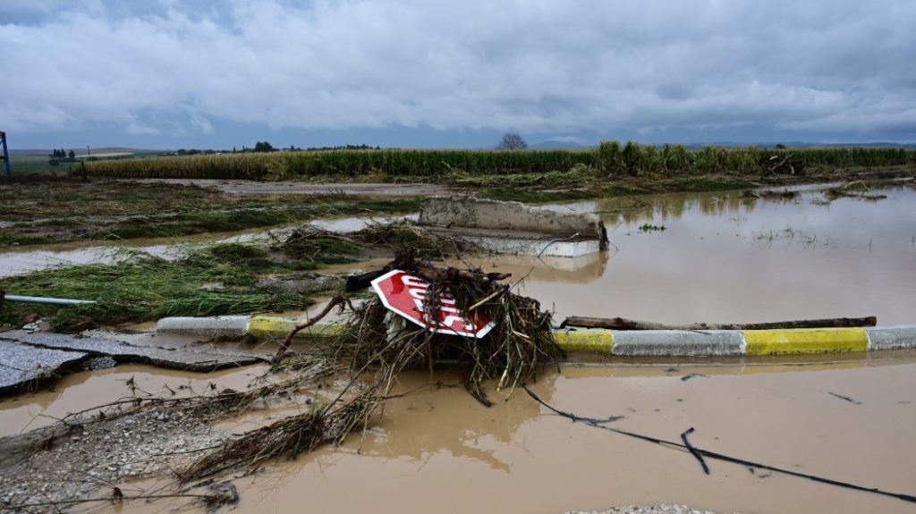 Στους 16 οι νεκροί στη Θεσσαλία: Εντοπίστηκε η σορός της νιόπαντρης Αυστριακής τουρίστριας