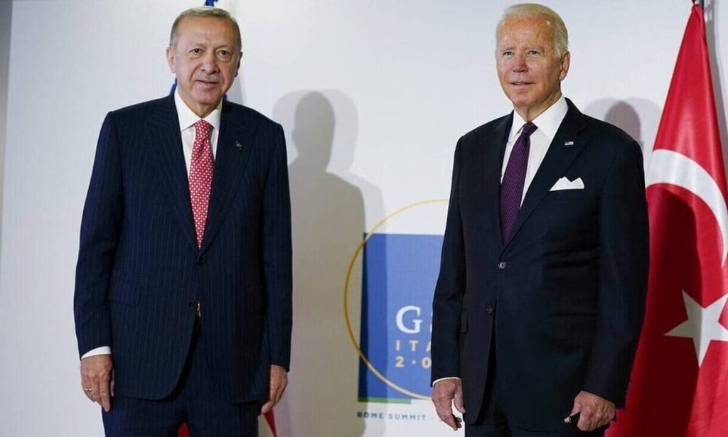 Ερντογάν στους G-20: «Συμφωνία σιτηρών μόνο με Ρωσία» – Σε Τ.Μπάιντεν για F-16: «Πείτε ΟΚ για να μπει η Σουηδία στο ΝΑΤΟ»