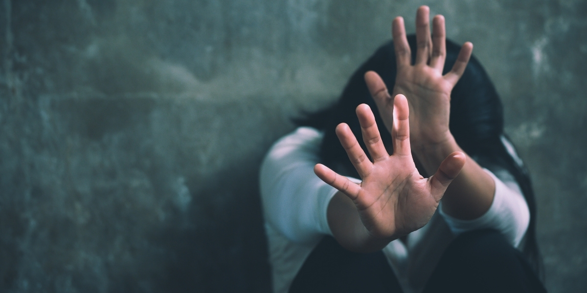 Ρόδος: 15χρονη καταγγέλλει για βιασμό συνομήλικο φίλο της – «Με ξύπνησε και με βίασε»