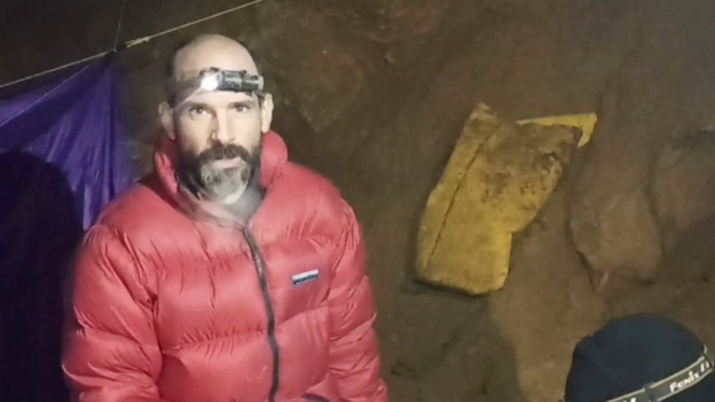 Τουρκία: Σε εξέλιξη η επιχείρηση διάσωσης για τον Αμερικανό σπηλαιολόγο που παγιδεύτηκε σε βάθος 1.000 μέτρων