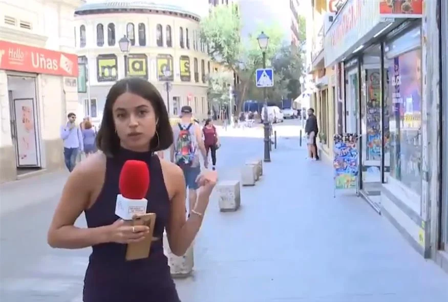 Ισπανία: Άνδρας παρενόχλησε σεξουαλικά δημοσιογράφο on air (βίντεο)