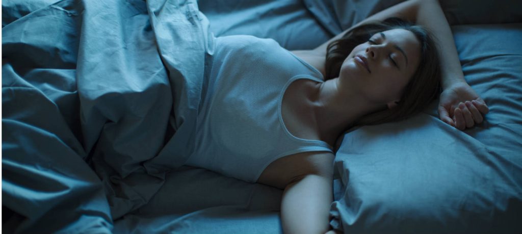 Νέα έρευνα αποκάλυψε από τι κινδυνεύουν όσοι κοιμούνται αργά το βράδυ