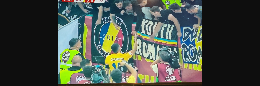 Προκριματικά Euro 2024: Διακοπή στο Ρουμανία-Κόσοβο – Κρέμασαν πανό που έλεγε «Το Κόσοβο είναι Σερβία» (φωτο)