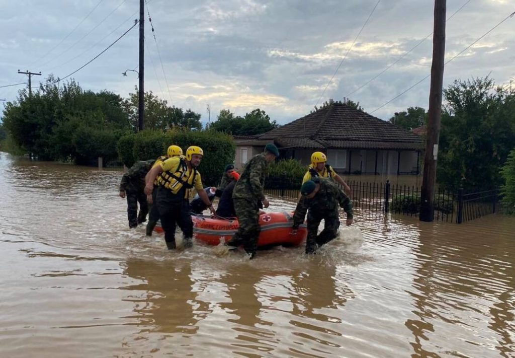 Θεσσαλία: 2.235 οι διασώσεις και οι απεγκλωβισμοί πολιτών από τις Ένοπλες Δυνάμεις
