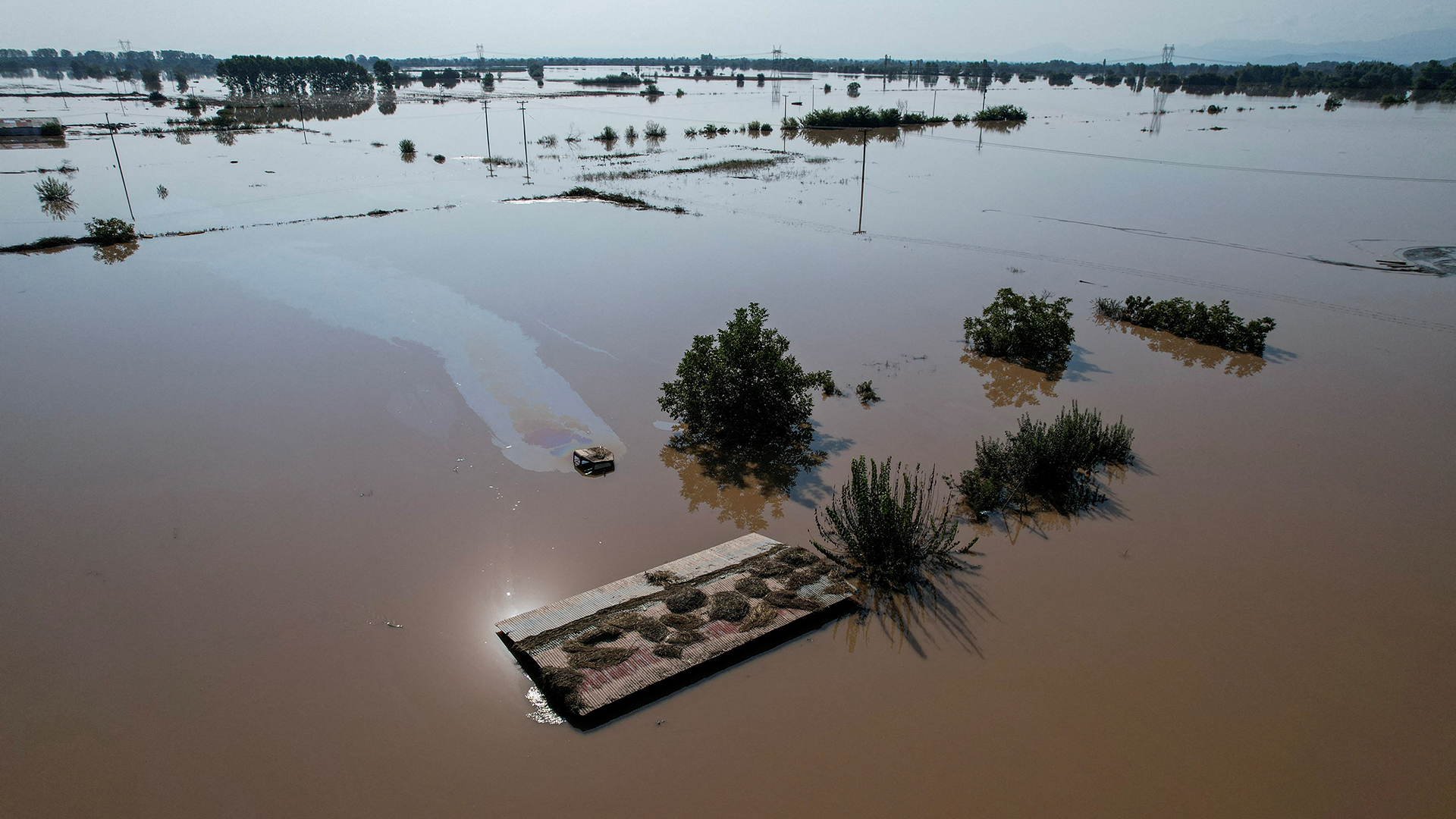 Προ του κινδύνου αποκλεισμού από τις αποζημιώσεις πλημμυροπαθείς: Τους ζητούν φωτογραφίες της καταστροφής τους