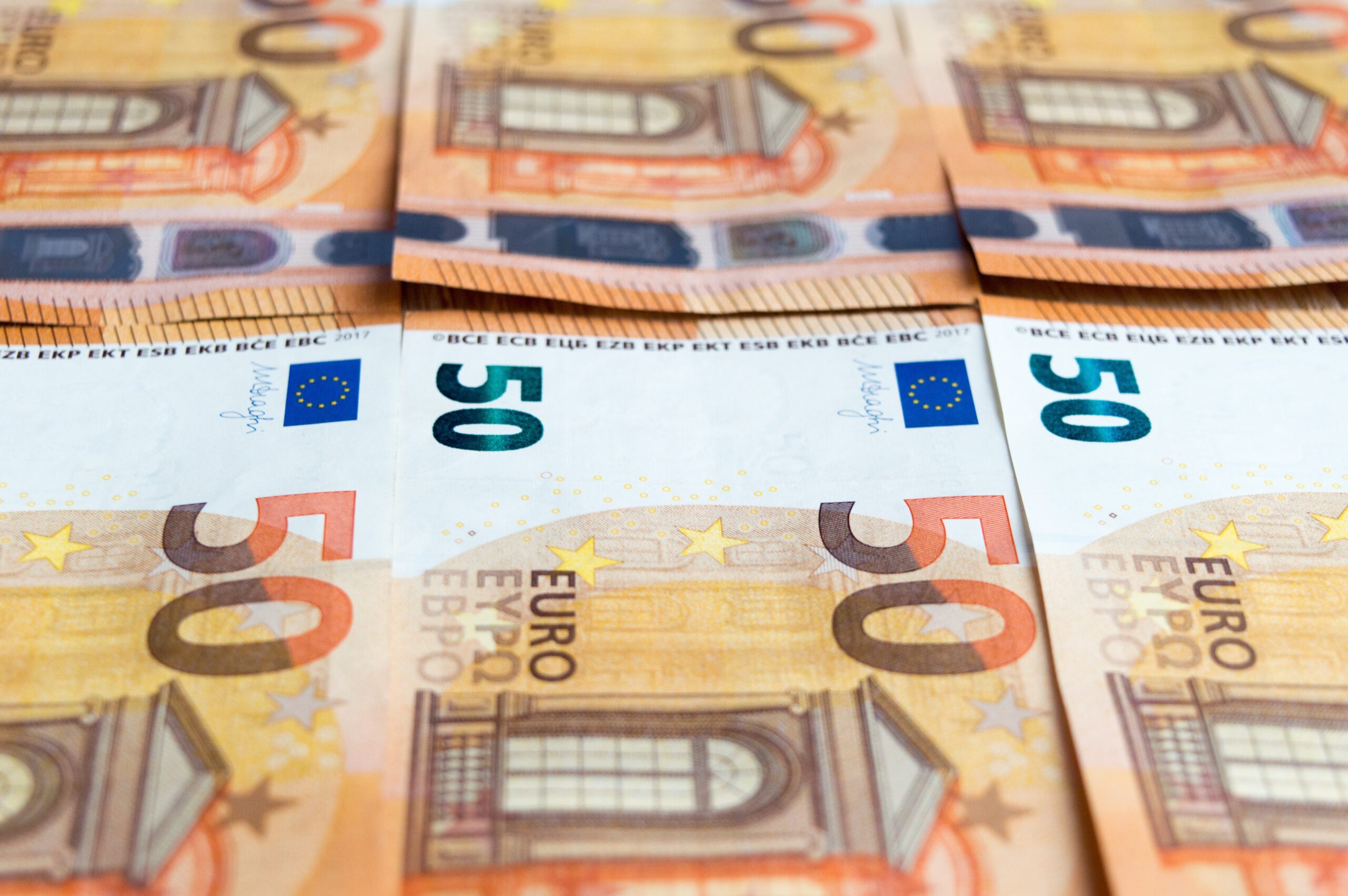ΔΥΠΑ: Σήμερα η καταβολή του επιδόματος των 300 ευρώ σε μη επιδοτούμενους μακροχρόνια ανέργους