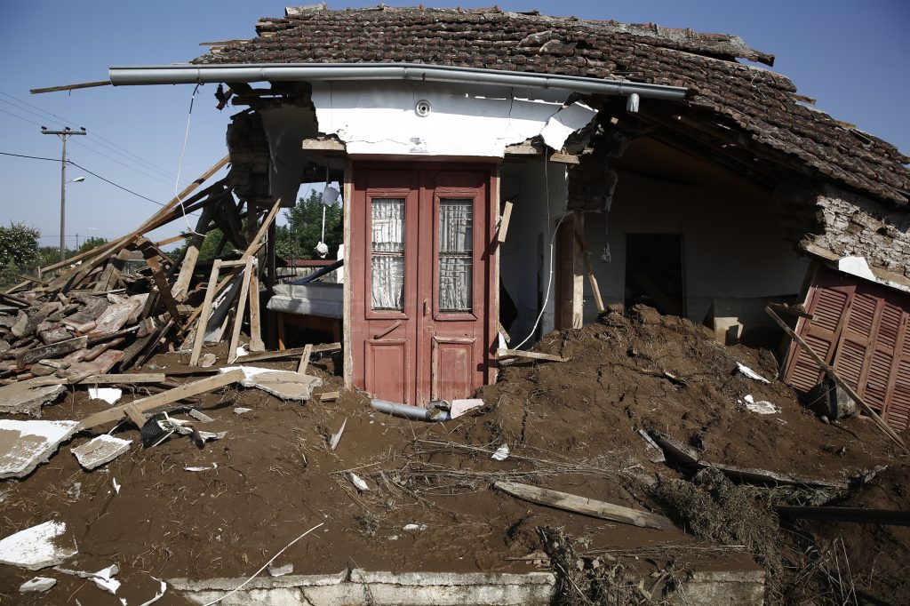 Ε.Λέκκας για Θεσσαλία: «Τα κτήρια θα πρέπει να ελεγχθούν προσεκτικά – Τα σπίτια με πλιθιά είναι ήδη διαγραμμένα»