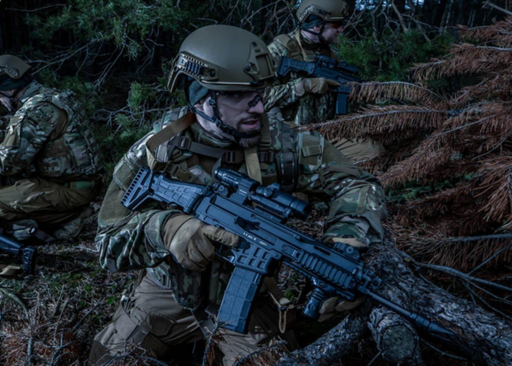 Αρχηγός των ΕΔ Τσεχίας: «Η Δύση να προετοιμαστεί για πόλεμο διαρκείας – Η Ρωσία δεν θα είναι προβλέψιμη»