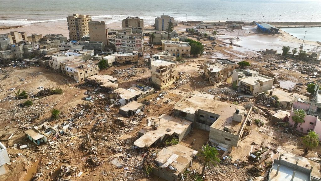 Πλημμύρες στη Λιβύη: Οι Ένοπλες Δυνάμεις αποστέλλουν υγειονομικό προσωπικό και δύο τόνους τρόφιμα και φάρμακα
