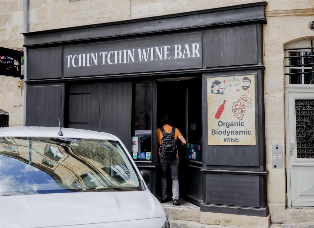 Γαλλία: Προκαταρκτική έρευνα για τον θάνατο της 32χρονης Ελληνίδας από αλλαντίαση σε γνωστό εστιατόριο