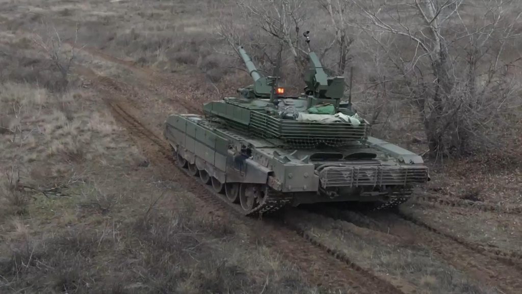 Τα T-90M «Breakthrough» κατά των ουκρανικών δυνάμεων (βίντεο)