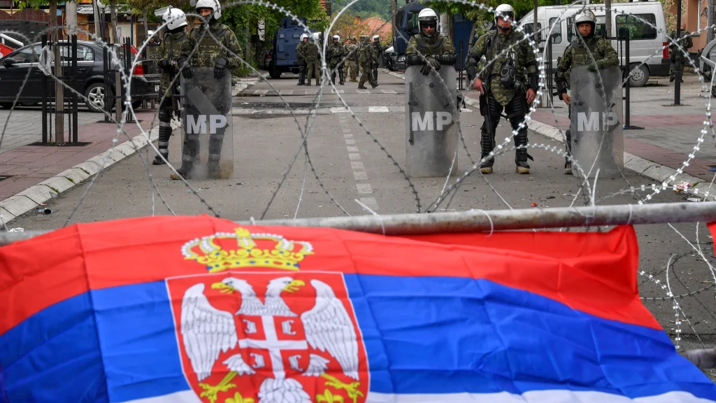 ΕΕ: «Αγεφύρωτες οι διαφορές Σερβίας-Κοσόβου – Δεν υπήρξε πρόοδος στην αποκλιμάκωση της έντασης»