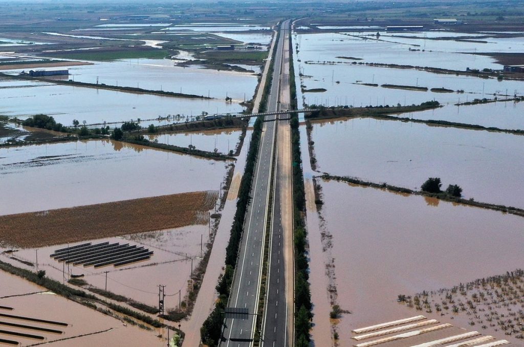 Κολοσσιαίου μεγέθους η καταστροφή που υπέστη η χώρα: Έχει διακοπεί πλήρως η οικονομική σύνδεση Αθήνας και Θεσσαλονίκης