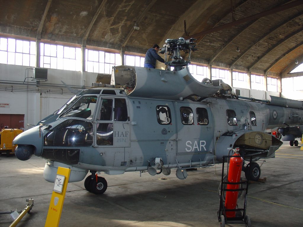 Εργαζόμενοι ΕΑΒ: «Στο εξωτερικό για συντήρηση Super Puma, C-130 και Canadair σε εταιρείες που έρχονται να τις εκπαιδεύσουμε»