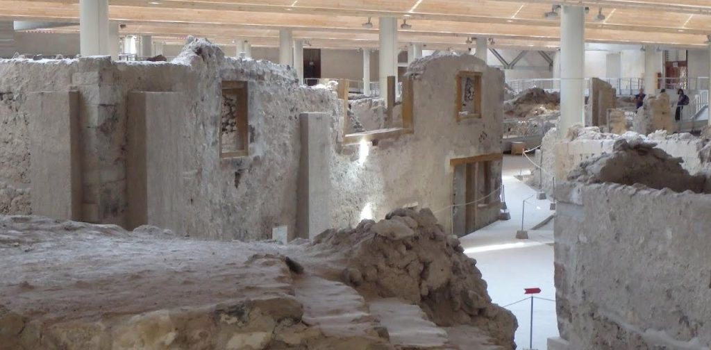 15 Σεπτεμβρίου 1967: Ανακοινώθηκε η ανακάλυψη του προϊστορικού οικισμού στο Ακρωτήρι της Σαντορίνης