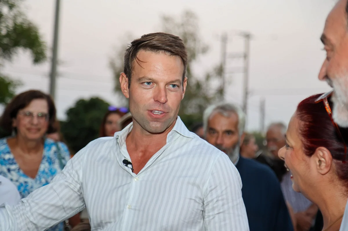 ΣΥΡΙΖΑ: Ο Σ.Κασσελάκης ψήφισε στο Περιστέρι – «Πάμε να πάρουμε τη χώρα πίσω»