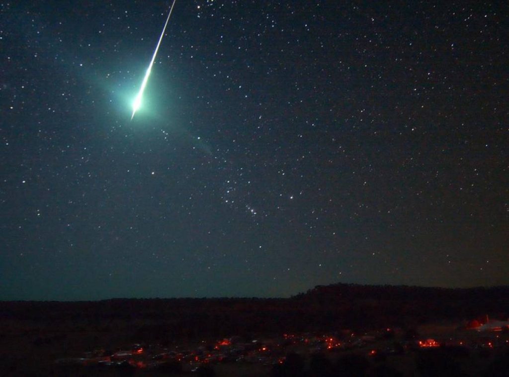Εντυπωσιακό 3D βίντεο: Η στιγμή που μετεωρίτης πέφτει στη Γη