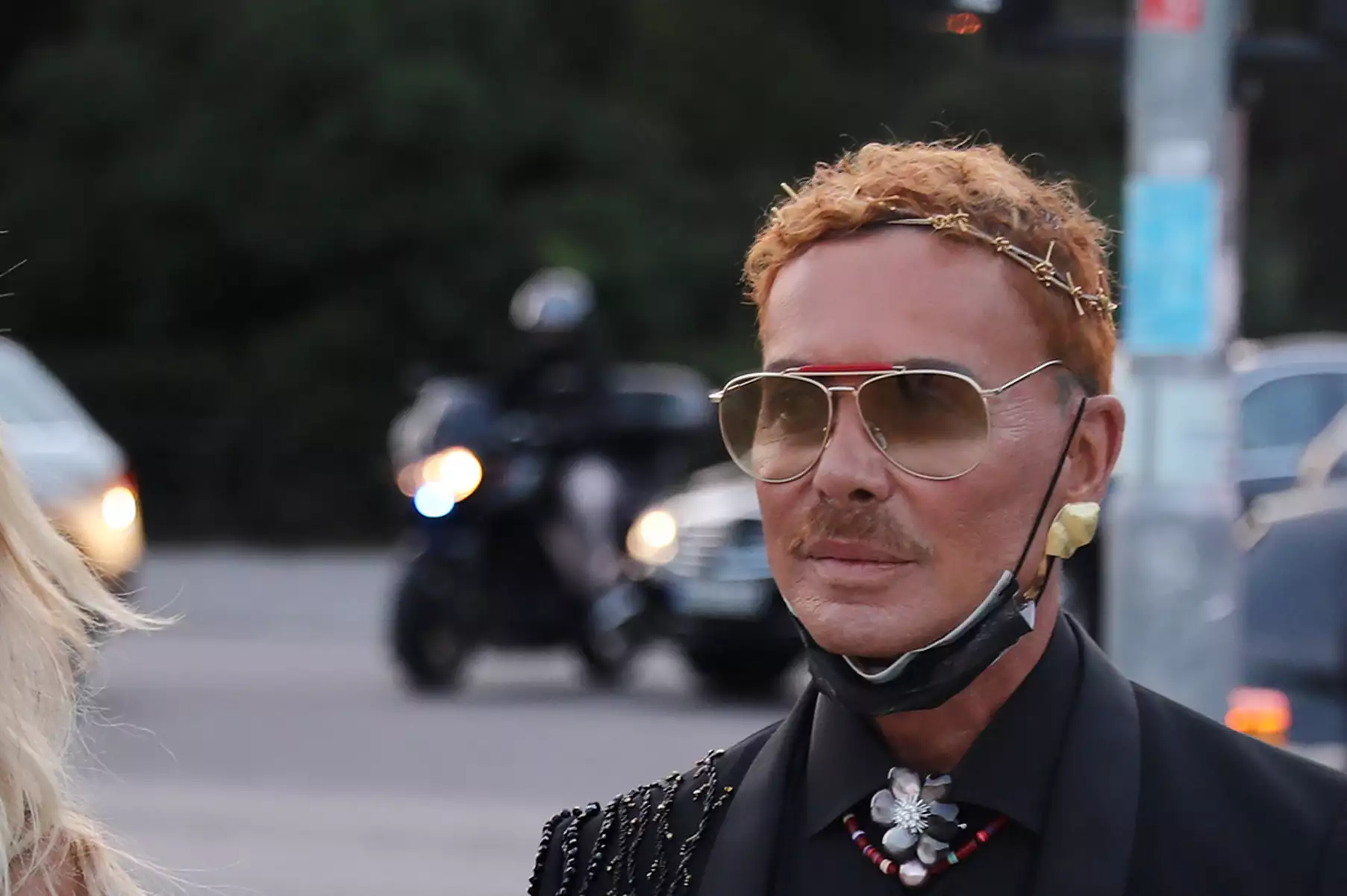 Λάκης Γαβαλάς για Σ.Κασσελάκη: «Σε ένα πάρτι πήγε με φούστα και γόβες και ήταν εξαιρετικός»