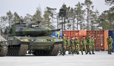 Με 10 σουηδικά Stridsvagn 122 στις μάχες κατά των Ρώσων οι Ουκρανοί
