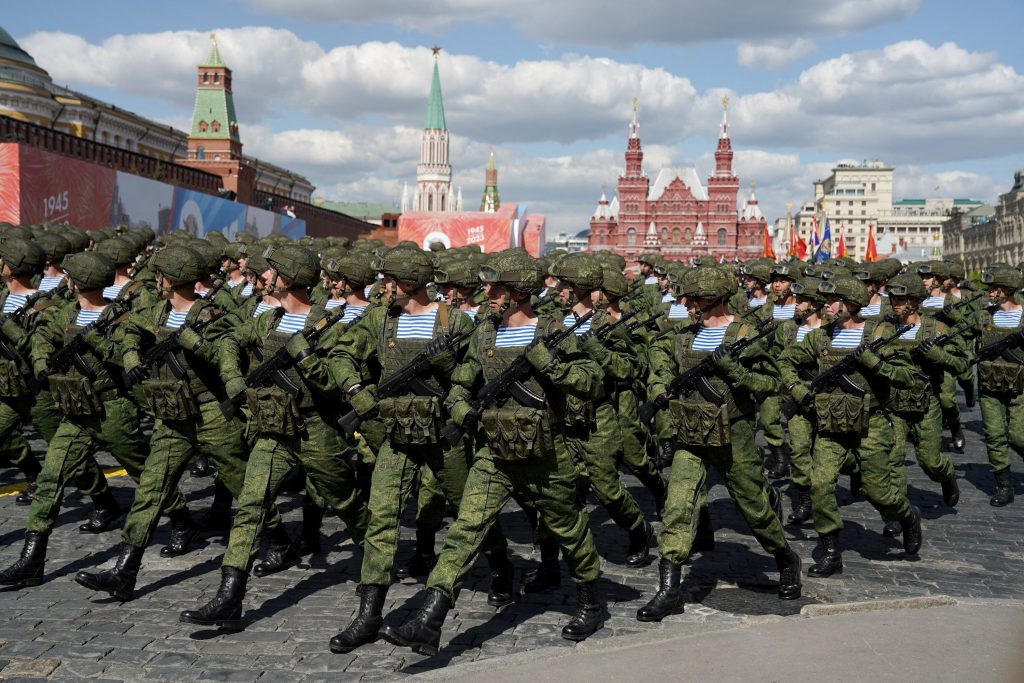 Η Ρωσία ετοιμάζει κολοσσιαία αύξηση στις αμυντικές της δαπάνες