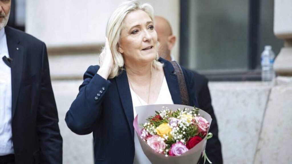 Γαλλία: Σε δίκη η Μ.Λεπέν για κατάχρηση κεφαλαίων της ΕΕ από την εισαγγελία Παρισιού – «Το αμφισβητούμε» δηλώνει το κόμμα της