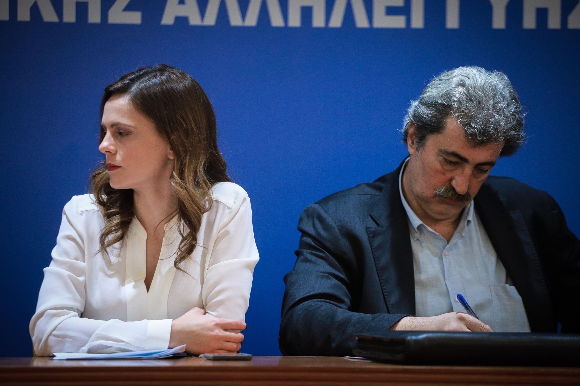 Συνεχίζεται ο «εμφύλιος» στον ΣΥΡΙΖΑ – Π.Πολάκης κατά Ε.Αχτσιόγλου: «Έχεις κατεβεί όλη τη σκάλα»