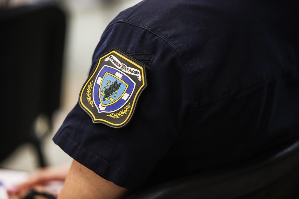 Συνελήφθη διοικητής αστυνομικού τμήματος σε νησί των Κυκλάδων – Ζητούσε 30.000 από ιδιοκτήτη νυχτερινού κέντρου