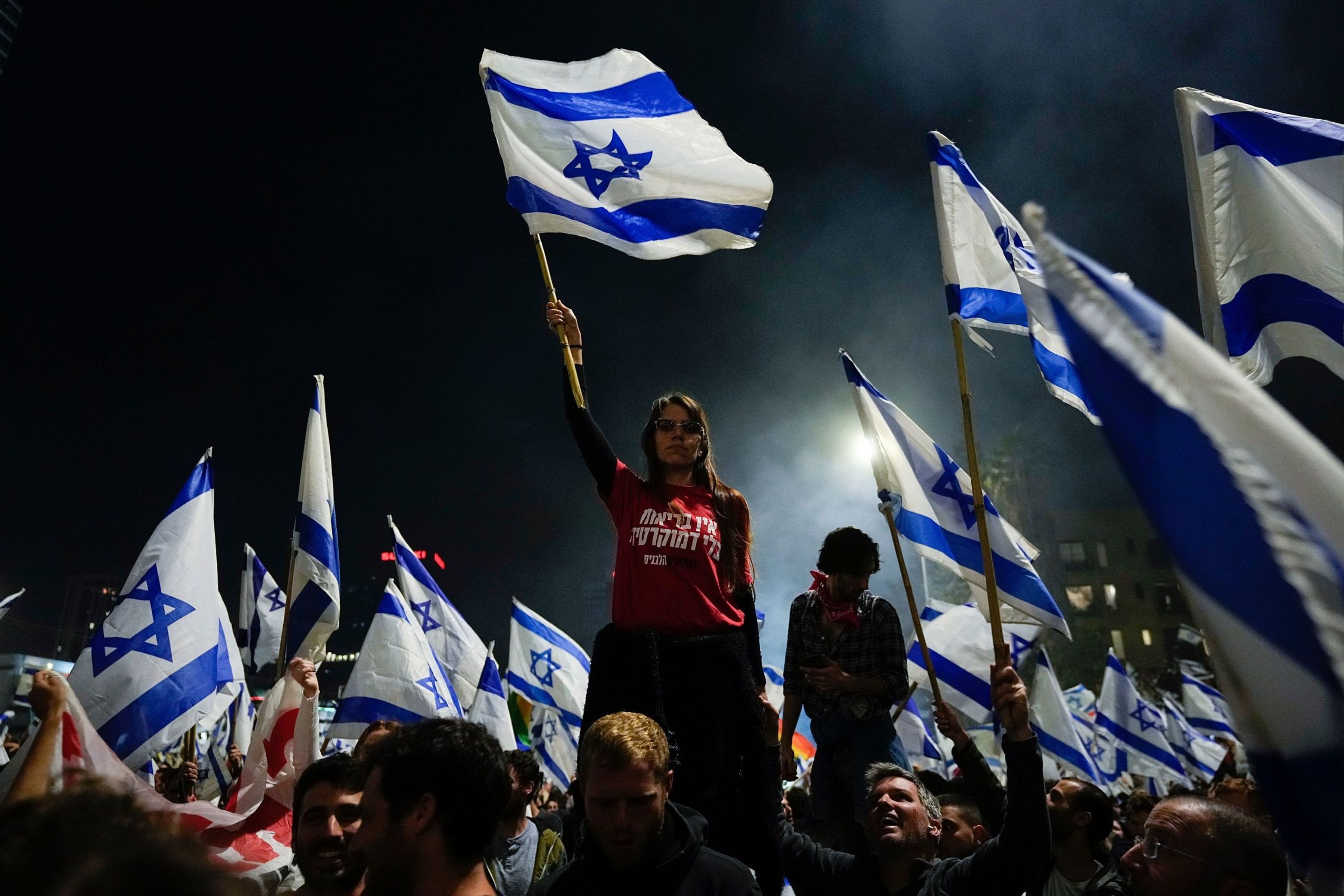 Ισραήλ: Πάνω από 100.000 πολίτες διαδήλωσαν χθες στο Τελ Αβίβ κατά του Μ.Νετανιάχου (φώτο)