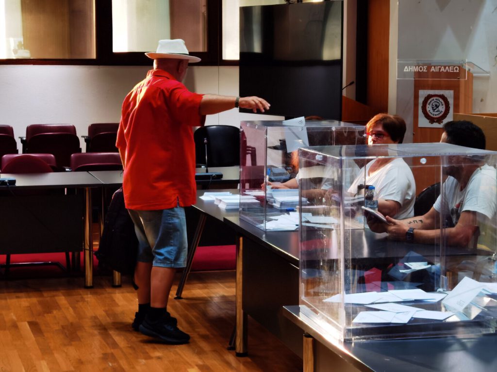 «Αρρυθμίες» στην εκλογική διαδικασία για τον δεύτερο γύρο στο ΣΥΡΙΖΑ