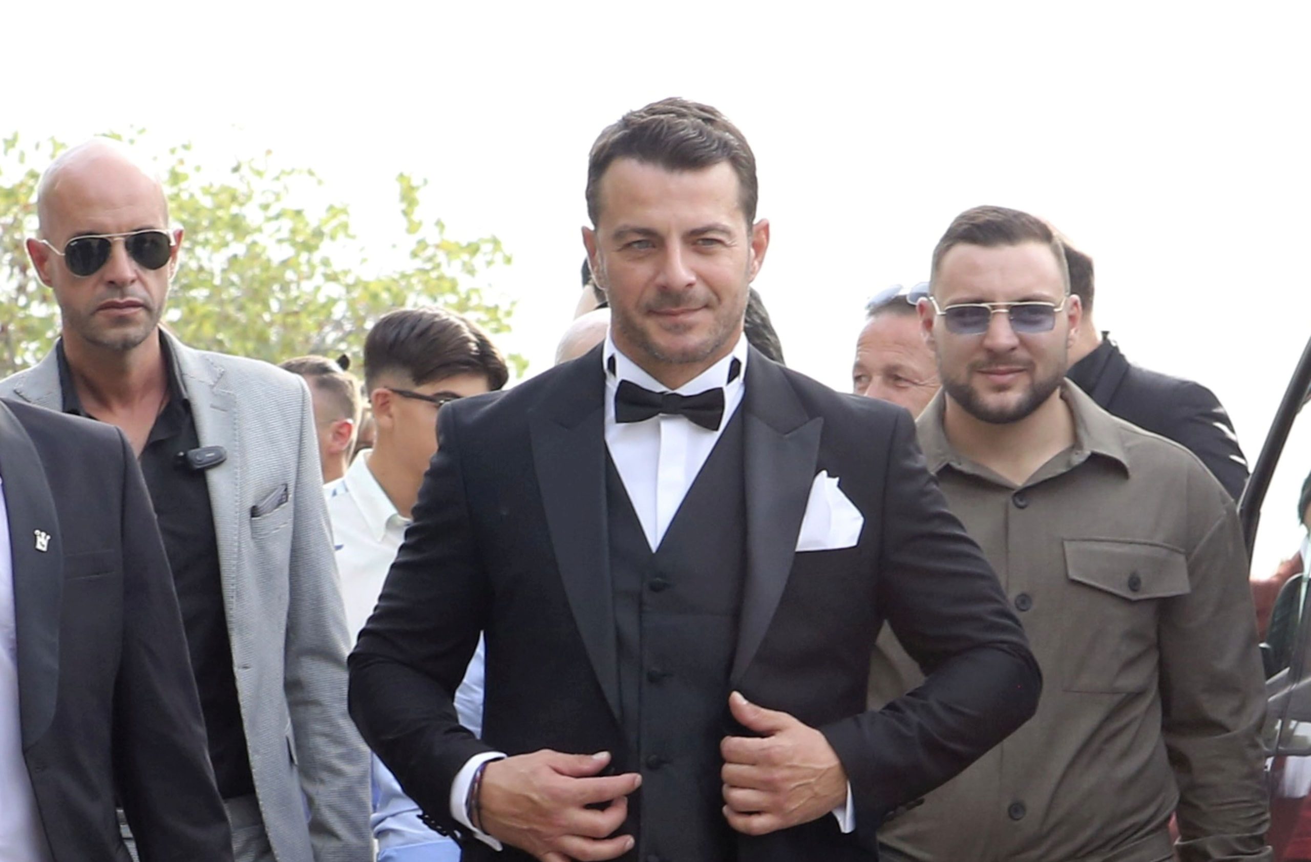 Δύσκολες στιγμές για τον Γιώργο Αγγελόπουλο: Πέθανε η μητέρα του μια ημέρα μετά το γάμο του (φώτο)