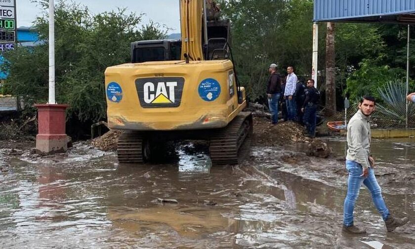 Μεξικό: Τουλάχιστον επτά νεκροί και εννέα αγνοούμενοι λόγω των πλημμυρών – Υπερχείλισε ο ποταμός Ελ Κανγκρέχο