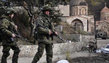 Οι Αζέροι Τούρκοι ξεκίνησαν να κάνουν αυτό που ξέρουν καλύτερα: Να καταστρέφουν εκκλησίες στο Αρτσάχ (βίντεο)