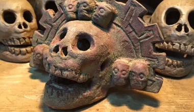 Σφυρίχτρα του θανάτου των Αζτέκων: Οι επιστήμονες αναπαράγουν τον «πιο τρομακτικό ήχο στον κόσμο»