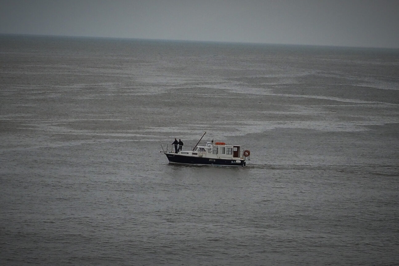 Εύβοια: Σε εξέλιξη οι έρευνες για τον εντοπισμό του πιλότου του ελικοπτέρου που κατέπεσε