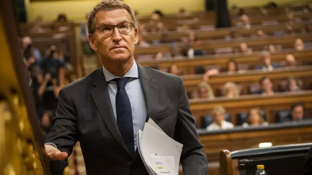 Ισπανία: Ο Α.Ν.Φεϊχό δεν μπόρεσε να σχηματίσει κυβέρνηση – «Ζεσταίνει» μηχανές ο Π.Σάντσεθ