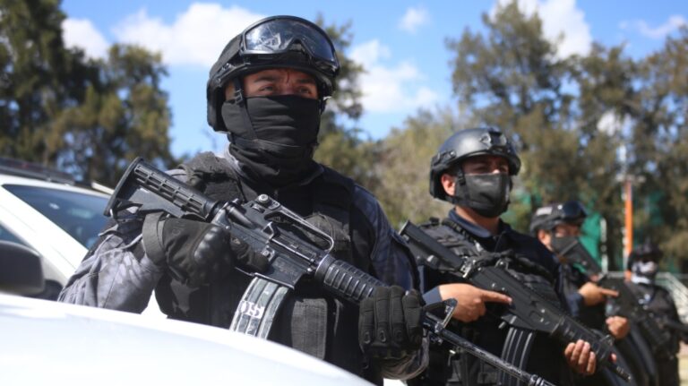 Η Γουατεμάλα ανέπτυξε ισχυρή στρατιωτική δύναμη στα σύνορα με το Μεξικό για να καταπολεμήσει τη διακίνηση ναρκωτικών