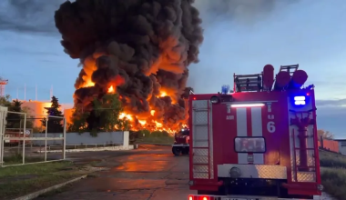 Φωτιά σε αγωγό πετρελαίου στη δυτική Ουκρανία – Εννέα τραυματίες