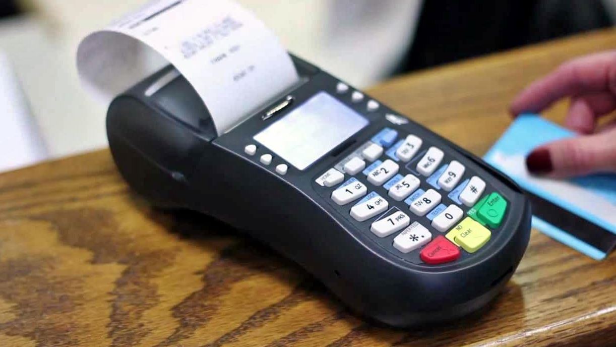 Τι αλλάζει στη φορολογία των ελεύθερων επαγγελματιών