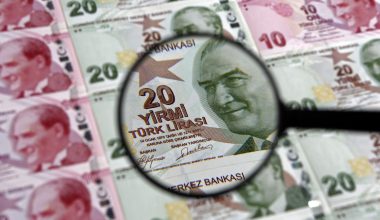 Standard & Poor’s αναβάθμισε την τουρκική οικονομία που πηγαίνει για ανάπτυξη 3,5%