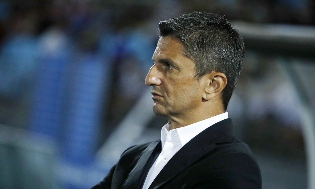 Έξαλλος ο Ρ.Λουτσέσκου μετά το ματς με τον Παναθηναϊκό: «Υπάρχει διαφθορά – Είναι ντροπή αυτό το πράγμα»