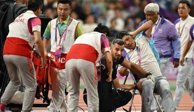 Ευτράπελο στους Ασιατικούς αγώνες: Σφυροβόλος έσπασε το πόδι κριτή στην Κίνα με τη σφύρα που έφυγε στο πλάι