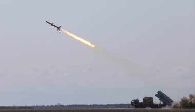 Η ρωσική αεράμυνα κατέρριψε ουκρανικό αντιπλοϊκό πύραυλο Neptune κοντά στην Κριμαία