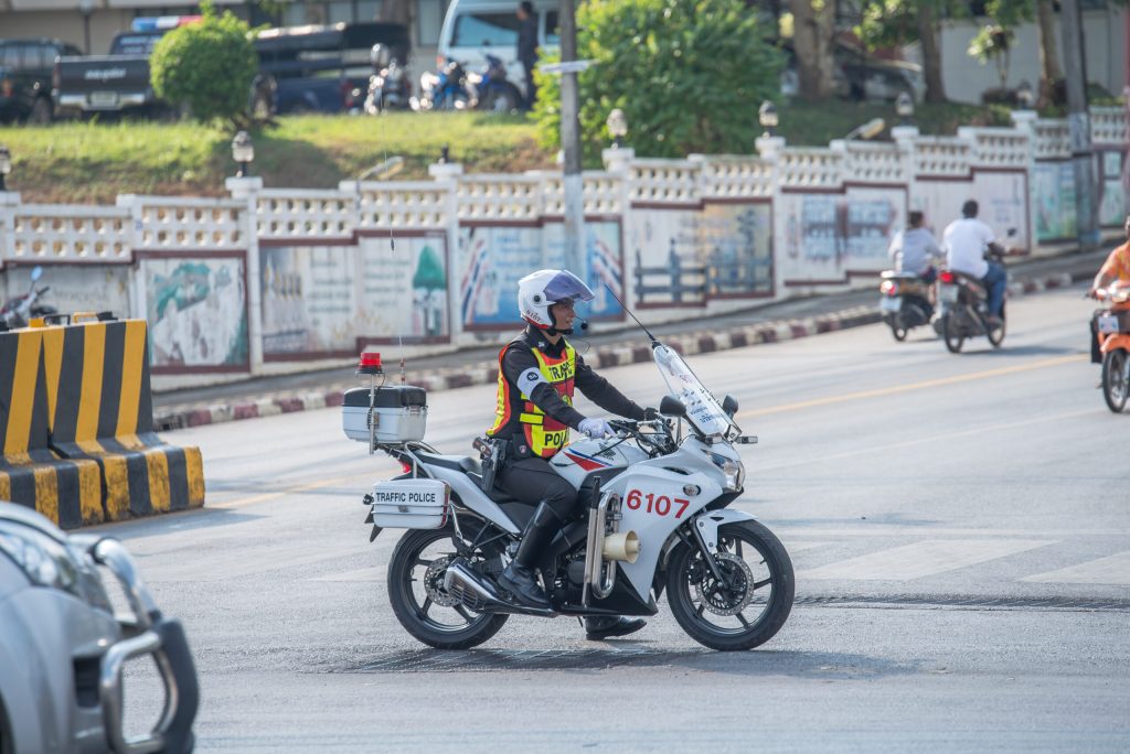 Ταϊλάνδη: 3 νεκροί και 3 τραυματίες από τους πυροβολισμούς σε εμπορικό κέντρο της Μπανγκόκ – Συνελήφθη ο δράστης (upd)