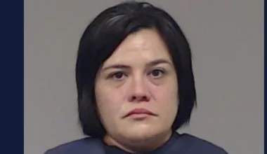 Αδιανόητα βασανιστήρια για μια γυναίκα στο Τέξας: 37χρονη την κλείδωσε σε κλουβί και την περιέλουσε με βραστό νερό