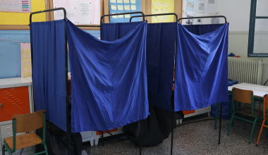 ΓΓ ΥΠΕΣ: «Οι υποψήφιοι στις αυτοδιοικητικές εκλογές είναι 152.000 – Τα ψηφοδέλτια φτάνουν το… 1 μέτρο»