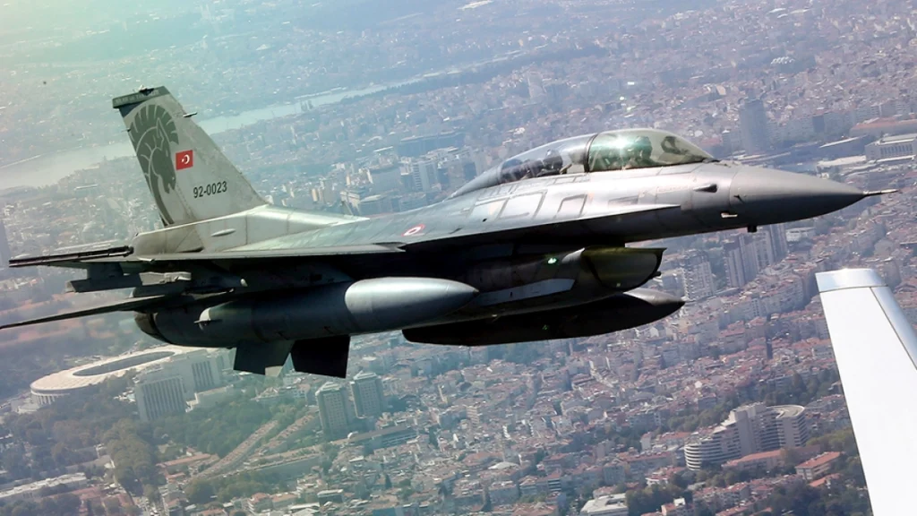 Νέα αεροπορική επιδρομή της τουρκικής αεροπορίας κατά θέσεων των Κούρδων στην Β.Συρία