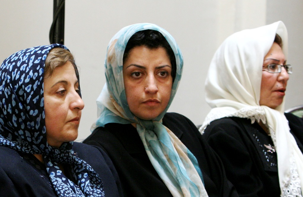 Στην Ιρανή ακτιβίστρια Ναργκίς Μοχαμαντί απονεμήθηκε το φετινό βραβείο Νόμπελ Ειρήνης