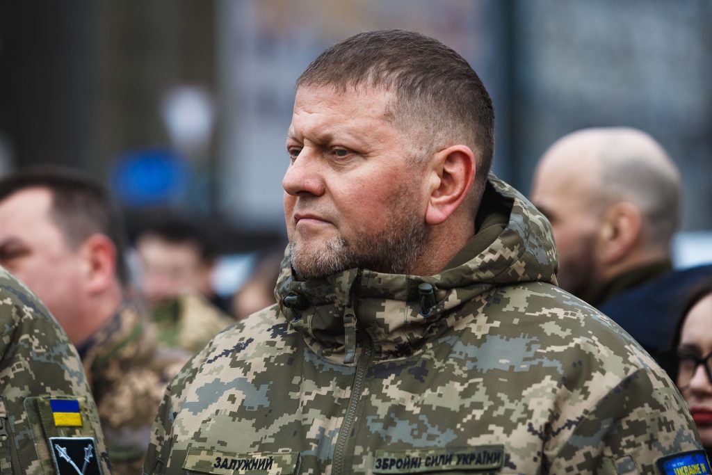 Ο αρχηγός του ουκρανικού Γενικού Επιτελείου Β.Ζαλούζνι προτείνει να λήξει η ουκρανική αντεπίθεση «λόγω εξάντλησης των εφεδρειών»!